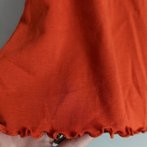 🆕🌿CAMI BUTTON TANK🌿 - Picture 4 of 5